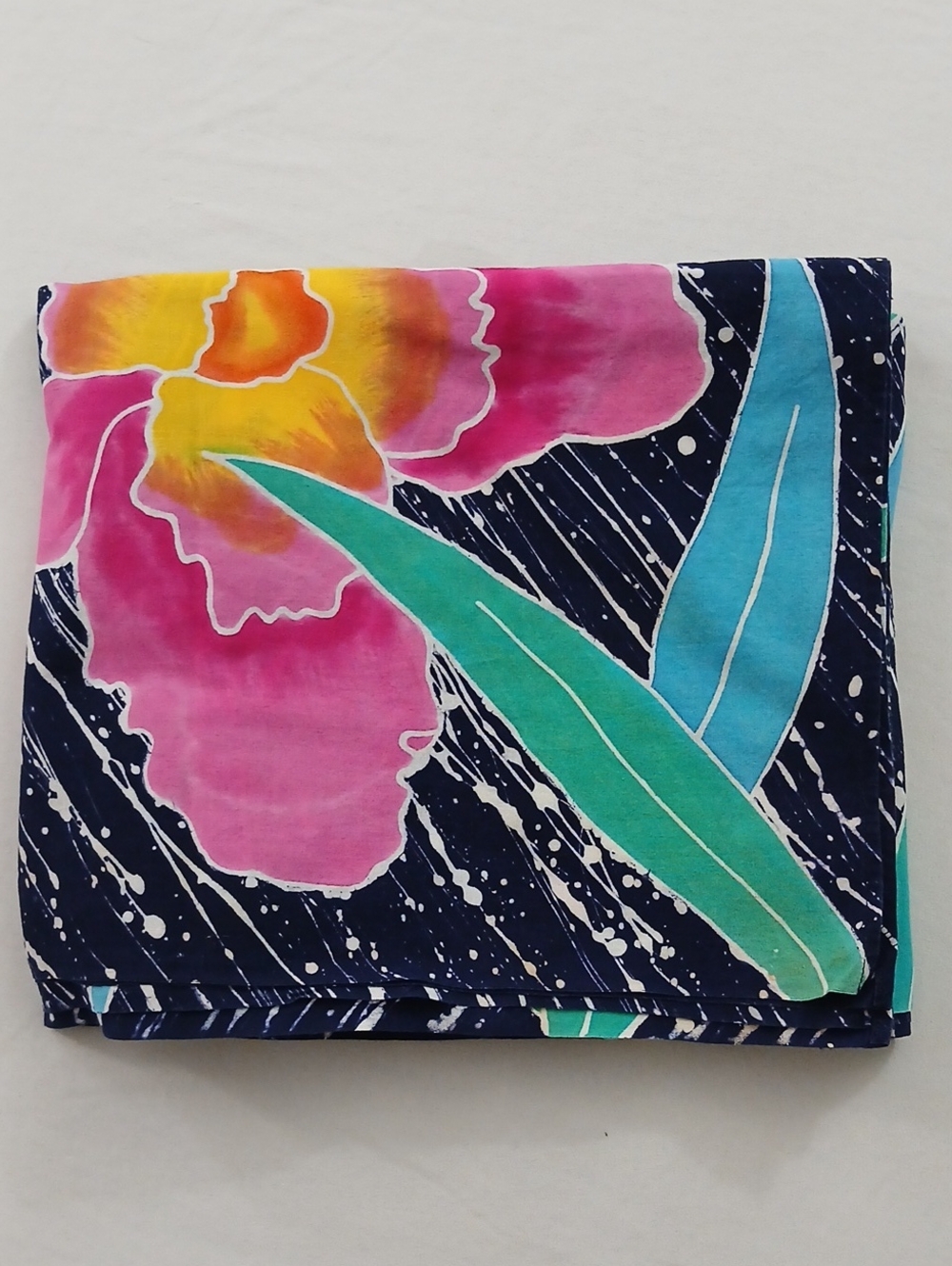 Beautiful Floral Tablecloth/Wall Art